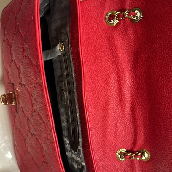 Karl Lagerfeld handbag with red and gold link shoulder strap, with KL dustbag - Picture 9 of 9
